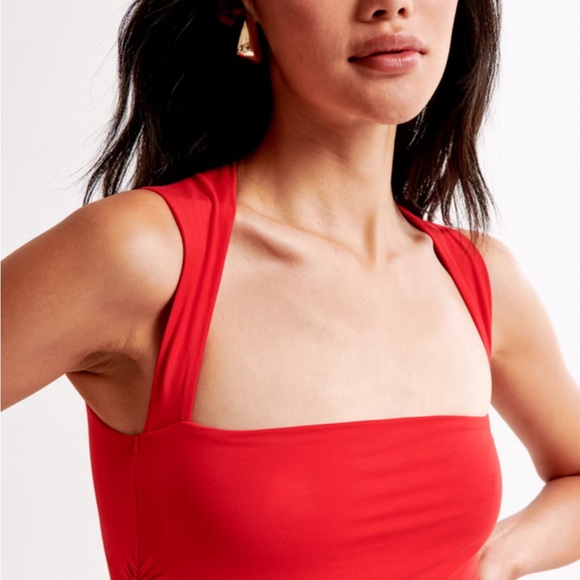 Abercrombie Women’s The A&F Ava Knit Red Maxi Dress - Picture 2 of 5